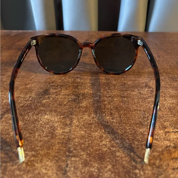 Tortoise sunglasses - Picture 5 of 7